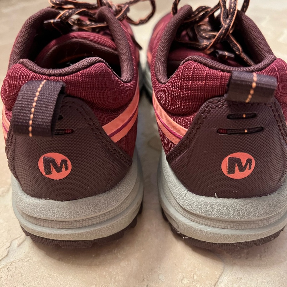 Merrell Women’s Beet Red/Fusion Coral Performance Sneakers. Size 9. Air Cushion. - Picture 4 of 7